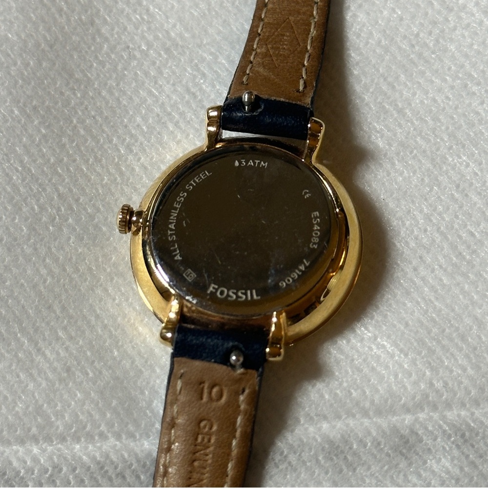 Women’s fossil navy blue watch